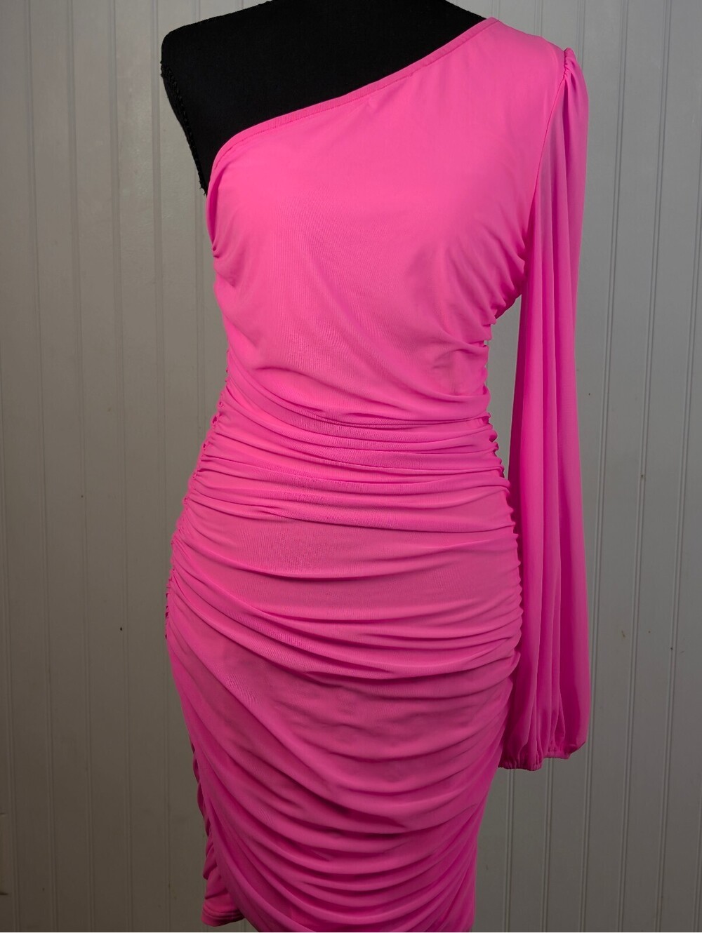 Anrabess Pink One-Shoulder Ruched Bodycon Dress with Long Sleeve